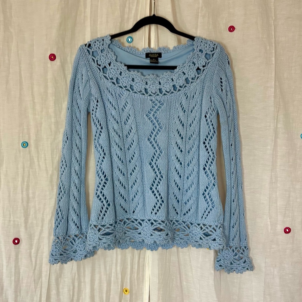 Peck & Peck Blue Crochet Knit Scoop Neck Sweater Lined w/ Floral Sleeve Detail 🩵